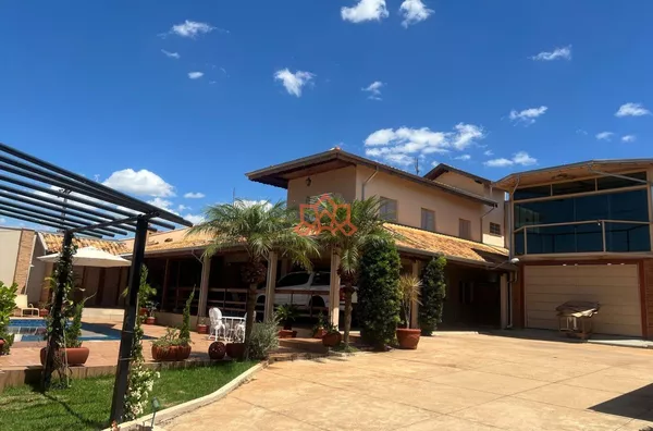 Casa para venda com piscina, localizasa no Município de Santo Antônio De Posse - Foto 6