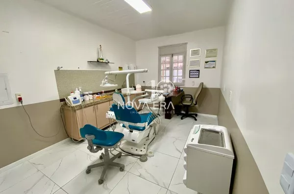 Casa Comercial para venda, 4 sala(s),  Cidade Dos Funcionários, Fortaleza