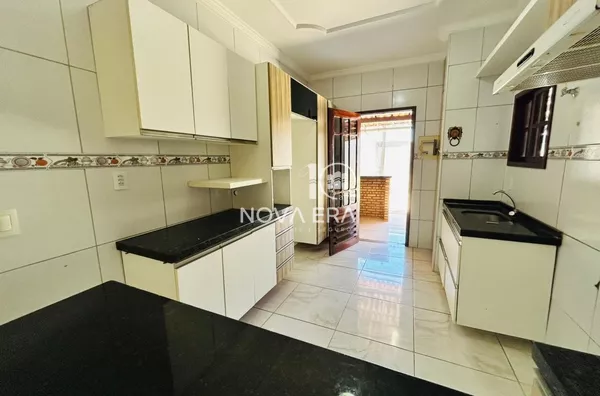 Casa para venda, 3 quarto(s),  Edson Queiroz, Fortaleza