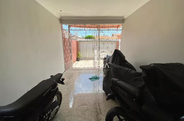Casa para venda, 4 quarto(s),  Cidade Dos Funcionários, Fortaleza