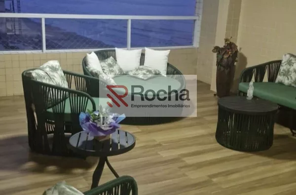 Belíssimo apartamento em Praia Grande