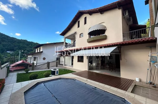 Casa para venda, 4 quarto(s),  Fradinhos, Vitoria