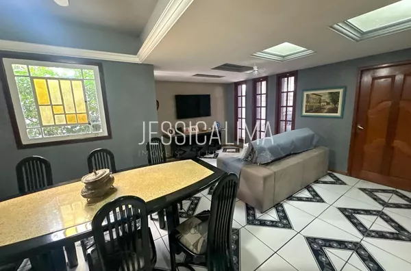 Casa duplex com quintal para venda,  Bento Ferreira, Vitoria
