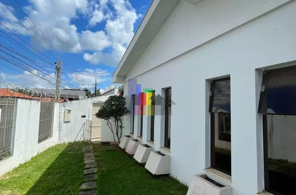 AMPLO IMÓVEL A VENDA NO CENTRO DE MOGI GUAÇU - EXCELENTE PARA CLINICAS E CENTROS ESTÉTICOS