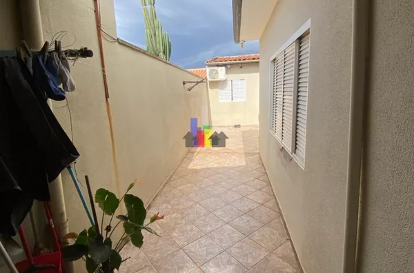 Casa para venda, 4 quarto(s),  Jardim Centenário, Mogi Guaçu