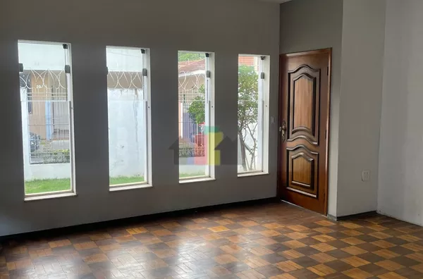 AMPLO IMÓVEL A VENDA NO CENTRO DE MOGI GUAÇU - EXCELENTE PARA CLINICAS E CENTROS ESTÉTICOS