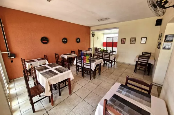 Salão comercial com casa nos fundos,  Jardim Centenário, Mogi Guaçu