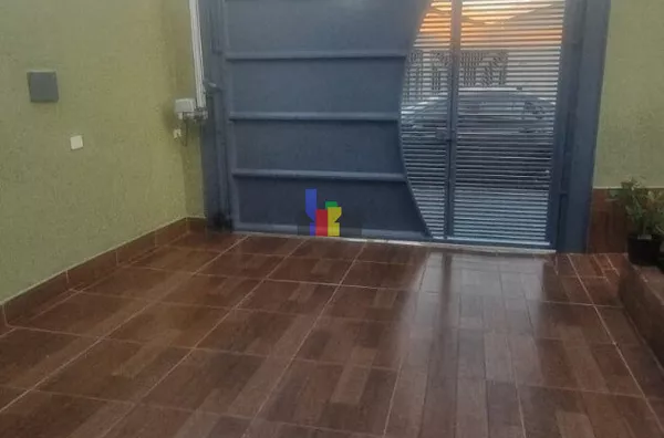Casa com Edícula de Fundos, JD. NOVO I