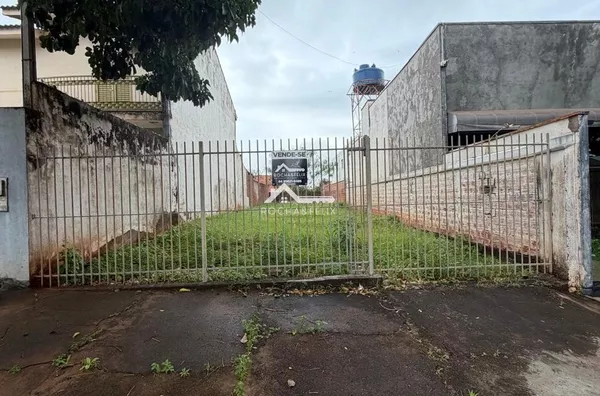 “TERRENO PLANO + MURADO + PORTÃO! ? 300 m² por apenas R$ 140 MIL”
