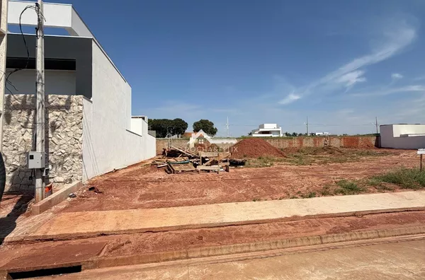 TERRENO DE 405 M² À VENDA NO DANCAIZ – PARANAVAÍ!