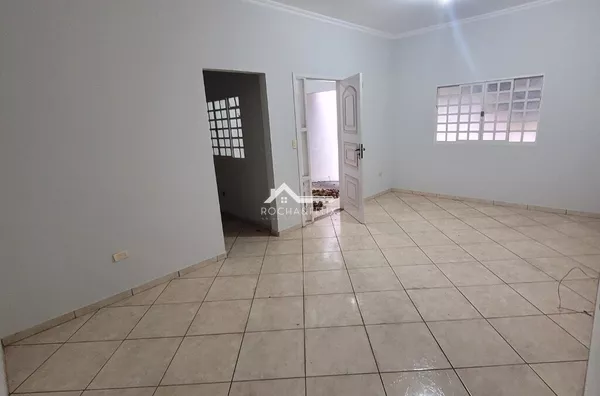 Casa para venda, 2 quartos proximo ao centro de Paranavai