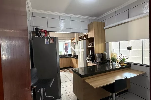 JARDIM IPÊ – PARANAVAÍ CASA + SALÃO COMERCIAL + PISCINA 320 M² CONSTRUÍDOS | TERRENO 540 M² R$ 690 MIL - Foto 8