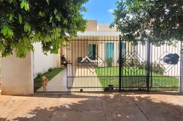 Casa Completa com 3 Quartos e Terreno de 225m² – R$ 350 Mil