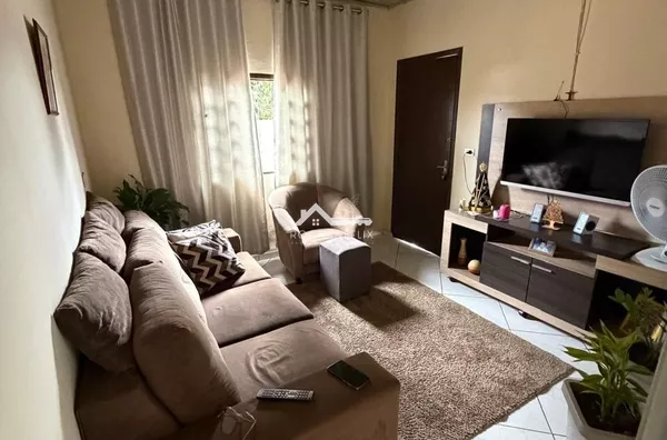 CASA DE ESQUINA À VENDA NO JARDIM GUANABARA – PARANAVAÍ/PR  ,172,50 m² de terreno | 86,36 m² 