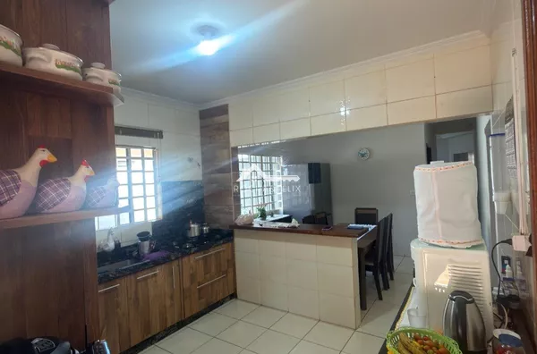 CASA DOS SONHOS EM SANTO ANTÔNIO DO CAIUÁ 600 m² de terreno • Suíte com banheira • Espaço gourmet - Foto 8