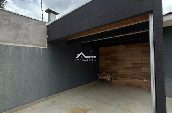 Seu novo lar pode estar aqui! Casa no Jardim Ipê por apenas R$ 250 mil. Agende sua visita!
