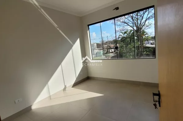 Sobrado para venda,1 suite + 2 quartos  Jardim Ipê, Paranavaí