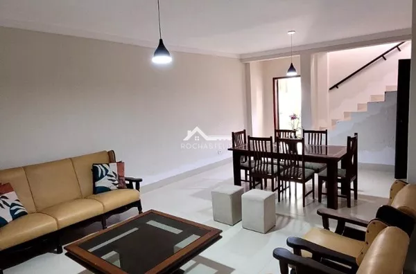 Sobrado, Sofisticação, Espaço e Excelente Localização
