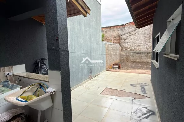 Seu novo lar pode estar aqui! Casa no Jardim Ipê por apenas R$ 250 mil. Agende sua visita! - Foto 14