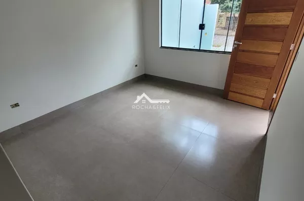  Casa para Venda com dois quartos no, Jardim Ipê, Paranavaí