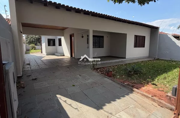 LOCALIZAÇÃO PRIVILEGIADA! ,A apenas 50 metros da nova Rodoviária de Paranavaí!  