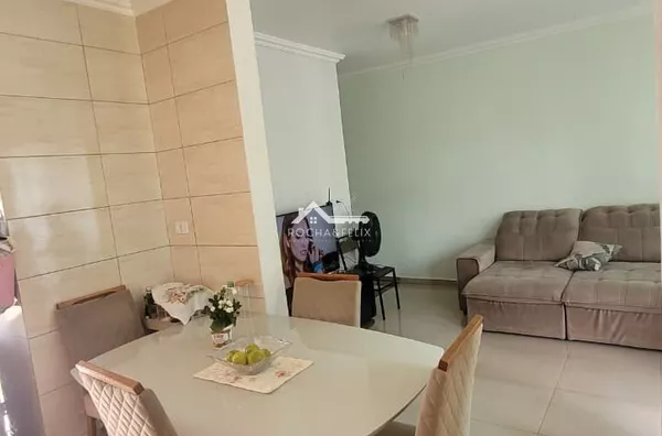 Casa Completa com 3 Quartos e Terreno de 225m² – R$ 350 Mil
