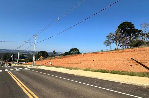 Oportunidade Única no Loteamento Reserva dos Pinheiros - Foto 1