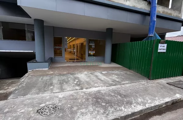 Sala Térrea para locação 