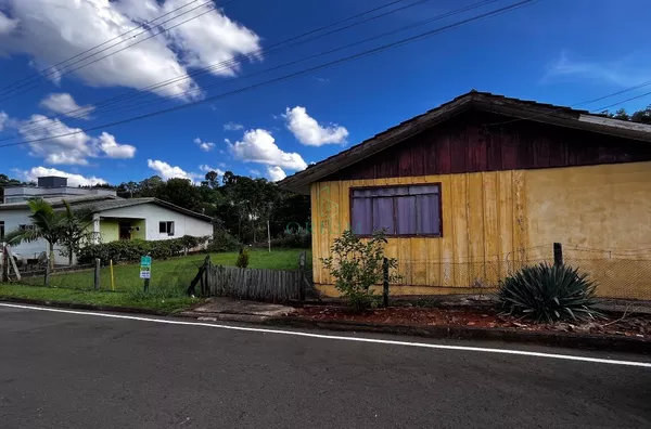 Casa com dois terrenos no bairro Jardim Das Hortensias - Foto 4