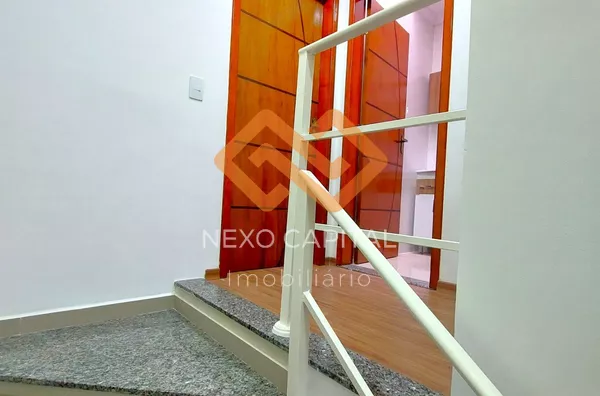 ESCADA DE ACESSO PARA O 2º ANDAR DO SOBRADO