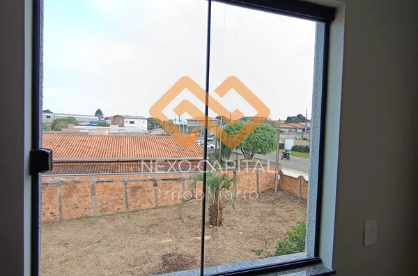 VISTA DO QUARTO DO CASAL PARA A VIZINHANÇA
