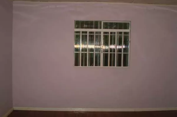 Casa em alvenaria contendo 02 quartos, sala, cozinha, banheiro área de serviço e garagem. - Foto 6