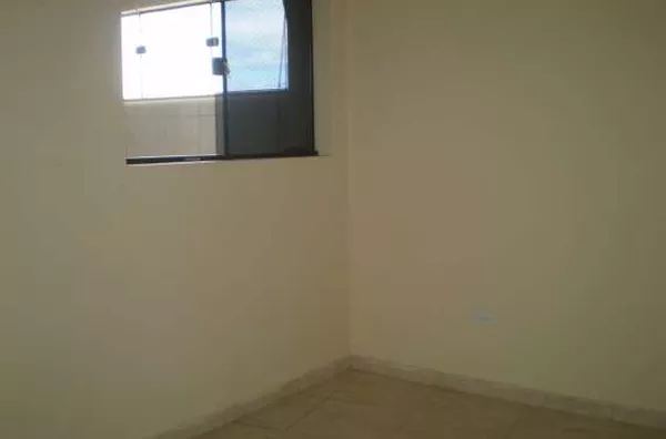 Apartamento contendo 03 quartos, sala, cozinha, wc e área de serviço. - Foto 6