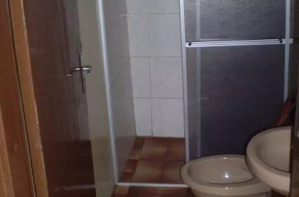 Casa de alvenaria contendo 03 quartos, sala, cozinha, wc, garagem, lavanderia e entrada separada. - Foto 5