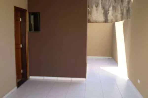 Sobrado contendo 03 quartos, wc social, lavabo, sala, cozinha, área de serviço, 03 sacadas e garagem, com 97,00m², área coletiva com salão de festas e churrasqueira. - Foto 3
