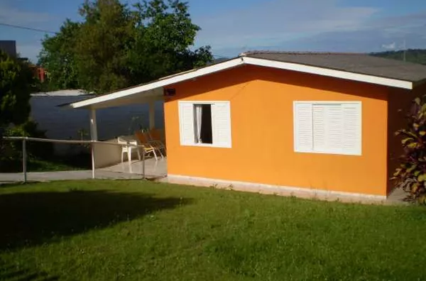 Casa em Alvenaria com 03 quartos, Sala, Cozinha, Banheiro, Garagem e Área de serviço - Foto 2