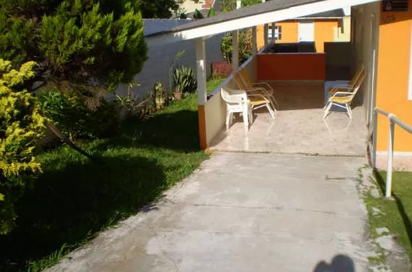 Casa em Alvenaria com 03 quartos, Sala, Cozinha, Banheiro, Garagem e Área de serviço - Foto 3