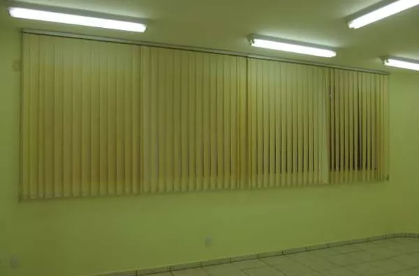 Prédio em alvenaria medindo 452,83 m², terreno medindo 4.567m². - Foto 6