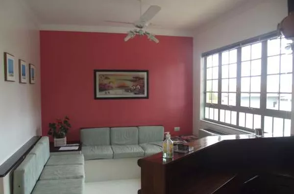 Sala própria para dentista, com área privativa de 16,50 m², com área de serviço e recepção em conjunto.  OBS: Locação disponível para dentista não especializado em ortodontia. - Foto 2
