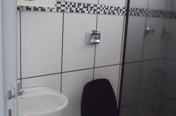 Casa em alvenaria contento 02 quartos, sala, cozinha, wc e area de serviço - Foto 6