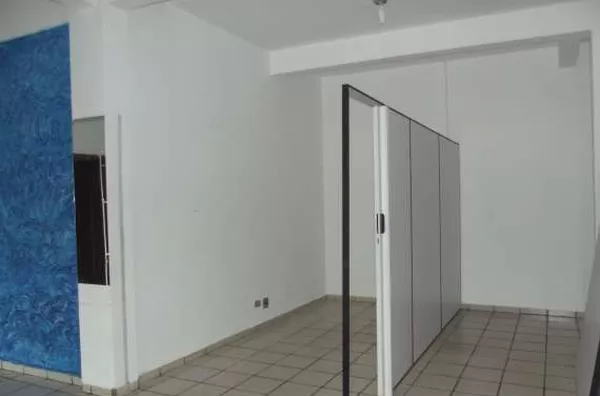 Sala comercial medindo 35,00 m², contendo, 03 salas e 01 wc - Foto 6