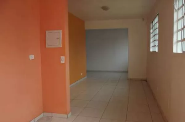 Casa em Alvenaria contendo 02 quartos, sala, cozinha, copa, wc, área de serviço e garagem.  Obs: Locação para no maximo até Fevereiro de 2014 - Foto 6