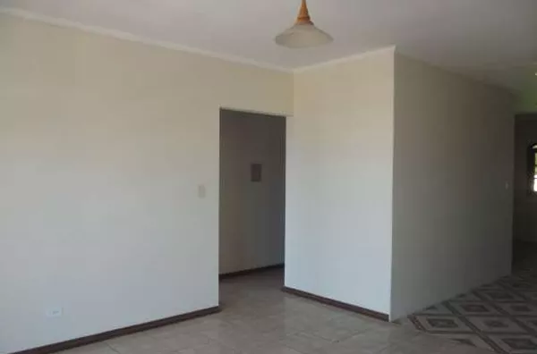 Apartamento em alvenaria, contendo 03 quartos (sendo 02 c/ ar condicionado), sala, cozinha, wc, sacada, edicula c/ 01 quarto, cozinha e wc. - Foto 5