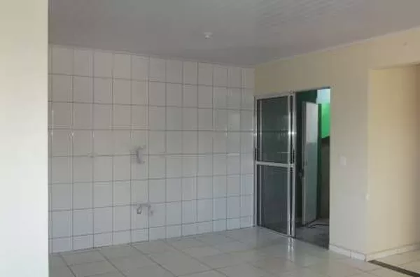 Casa de alvenaria contendo 3 quartos, sala, cozinha, banheiro e entrada para carro. - Foto 4