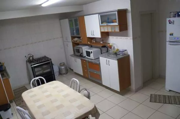 Apartamento contendo 04 quartos, sala, copa, cozinha, wc social, despensa, área de serviço, sacada, garagem.  COM MOBÍLIA 7000,00 (SETE MIL REAIS)  SEM MOBÍLIA 5000,00 (CINCO MIL REAIS) - Foto 5