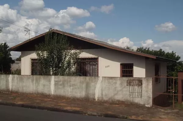 Casa Mista contendo 3 quartos, 2 salas,  cozinha, 2  wc , area de serviço, garagem. - Foto 2