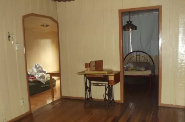 Casa Mista contendo 3 quartos, 2 salas,  cozinha, 2  wc , area de serviço, garagem. - Foto 4