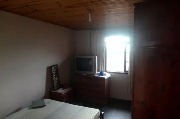 Casa em alvenaria 3 quartos, sala,cozinha, wc, aérea na frente, lavanderia,espaço para 2 carros. - Foto 5