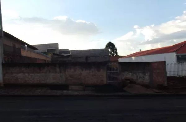 Lote de Terreno urbano,com +/-  420,00 m², sem benfeitorias