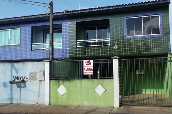 Sobrado contendo 02 quartos, 01 suíte, wc social, lavabo, sala para dois ambientes, cozinha, área de serviço, churrasqueira, garagem. - Foto 1